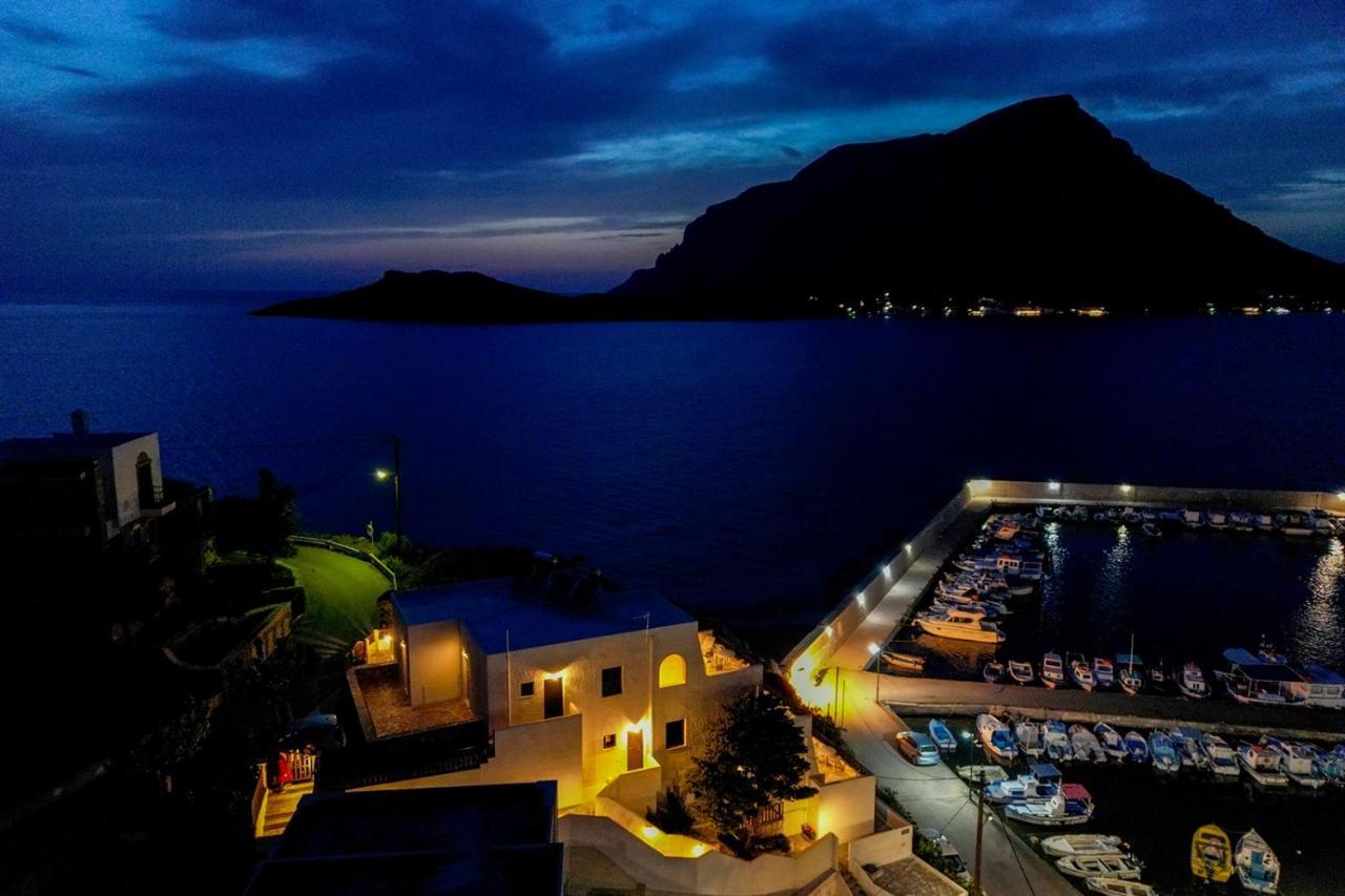 Pelagos Seafront Accommodation - Maria Myrties Екстер'єр фото