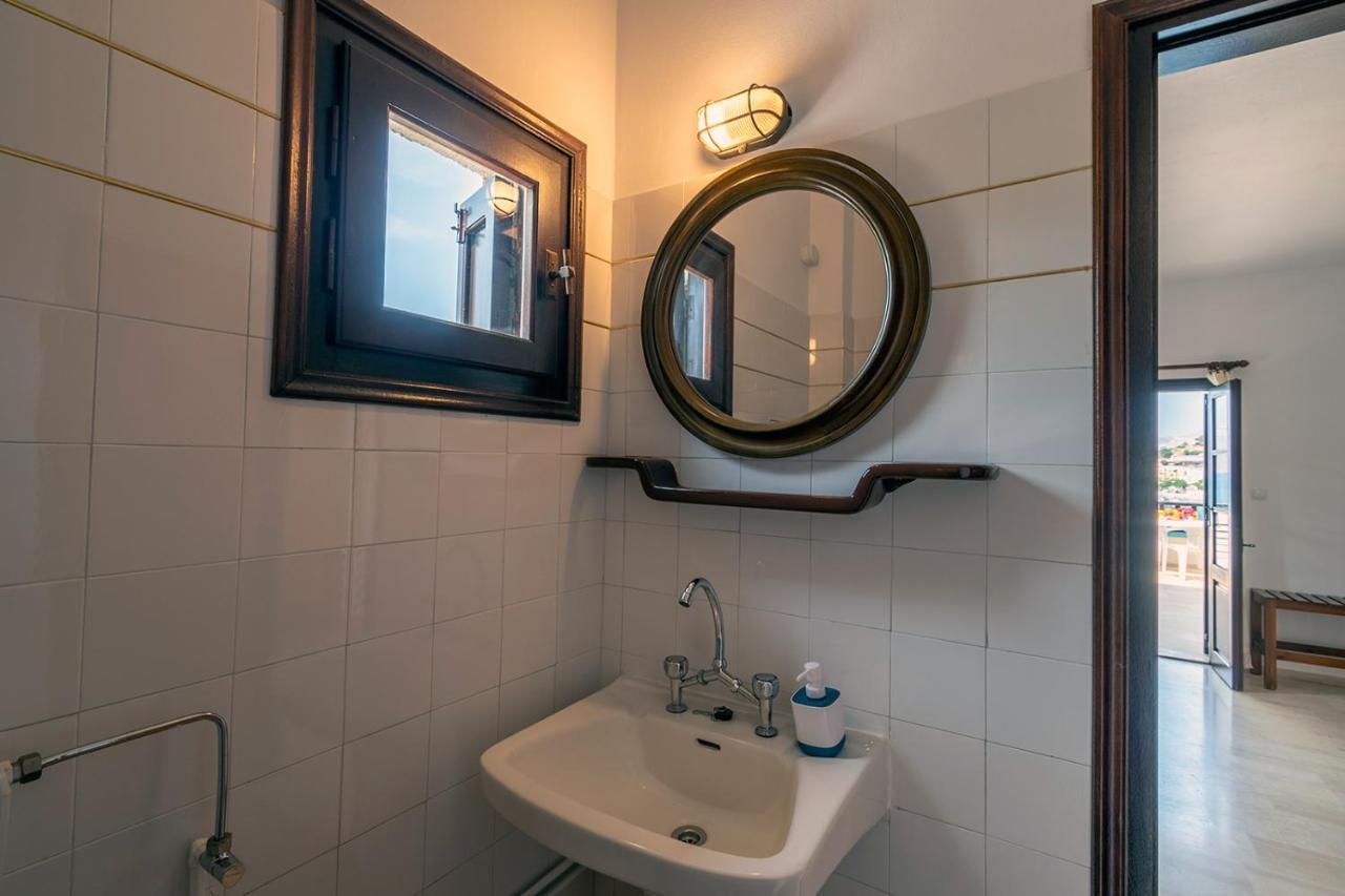 Pelagos Seafront Accommodation - Maria Myrties Екстер'єр фото